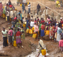 Rapport de l'Ong Wateraid : 800.000 femmes meurent chaque année par manque d’accès à l’eau potable