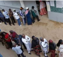 Centre Hlm Grand Médine: Les bureaux de vote sont fermés et les journalistes chassés