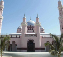 En images, l'innauguration de la mosquée de Serigne Saliou Mbacké de Mbour ce vendredi 1er jour du ramadan.