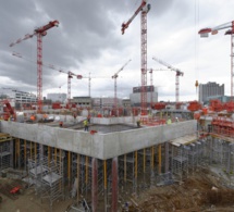 Recul de Diomaye sur l'arrêt des constructions côtières