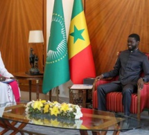 Le Président de la République a reçu, cet après-midi, une délégation du clergé, avec à sa tête l’archevêque de Dakar, Monseigneur Benjamin Ndiaye.