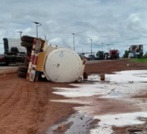 Tamba : Un camion-citerne rempli d’essence s’est renversé sur la RN1