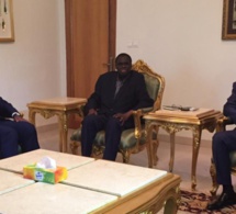 Michel Kafando désavoue Macky Sall et Yayi Boni : « Je n’ai pas été associé aux négociations qui ont eu lieu à l’hôtel Laico (...) Depuis qu'ils ont quitté ma résidence, je n'ai plus eu de leurs nouvelles! »