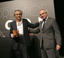 BHL reçoit le Prix ICON de la pensée, du plus prestigieux quotidien espagnol El Pais ( le 15 octobre 2015)