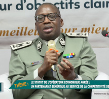 Mbaye Ndiaye, DG des Douanes, Préside un Panel de Haut Niveau à la FIDAK : Une Prestation Émouvante et Exemplaire