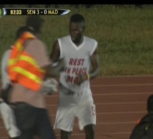 Vidéo: Mame Biram Diouf marque et rend hommage à sa mère, Sénégal-Madagascar (3-0)