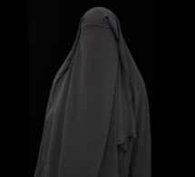 L'interdiction de la burqa fait sa première victime à Ouakam : Une femme voilée tabassée, déshabillée et traitée de terroriste