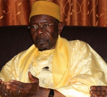 Serigne Abdoul Aziz Al Amine s’offusque des jeunes filles qui ne s’agenouillent plus