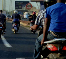 Série d’agressions au mur de la LGI MBAO : La police démantèle une bande de conducteurs de motos