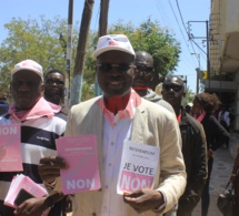 En images: Campagne de sensibilisation du Front NON à Grand Dakar.