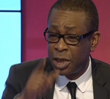 Référendum: Youssou Ndour reporte son concert et drague Modou Lô pour…