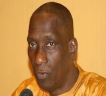 Mamadou Diop "Decroix" : "C'est regrettable, mais on n'a pas de République (...) C'est Macky Sall qui nomme, dégomme à sa guise (...) Macky traite tout dans l'opacité (...)"