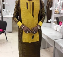 Cheikh Sarr de la SenTV en mode "ndanae" au grand théatre pour la grande buit "Sate Serigne Saliou" avec Mouhamed Niang.