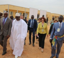 Cérémonie de pose de la première pierre du Lycée de Keur Massar : Serigne Mbaye Thiam reçoit les félicitations du Président Macky Sall