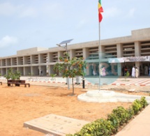 En images la visite du chef de l'Etat à l'hôpital Dalal Diam de Guédiawaye